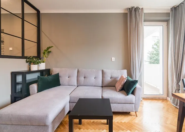 Apartment Main Street